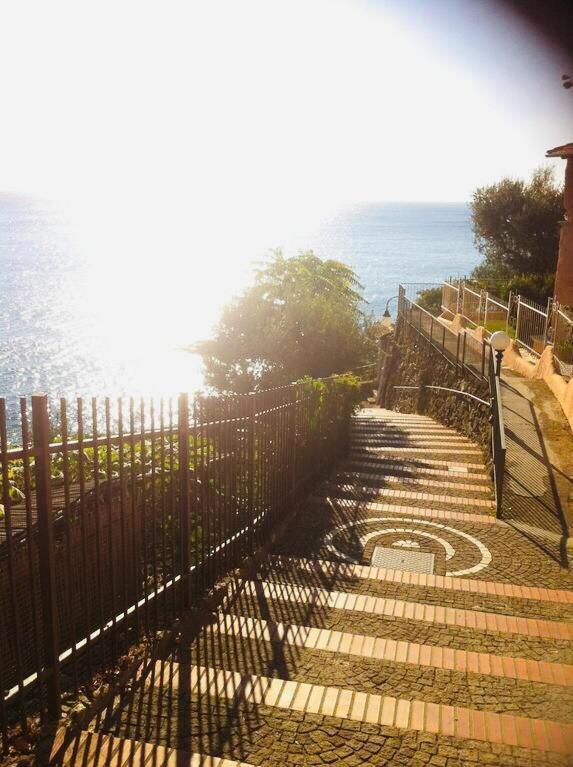 “L'Alcova Delle Sirene” Appartement Bergeggi Buitenkant foto